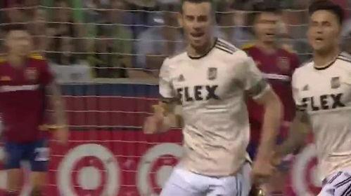 贝尔外道超车视频,极限驾驶的视觉盛宴