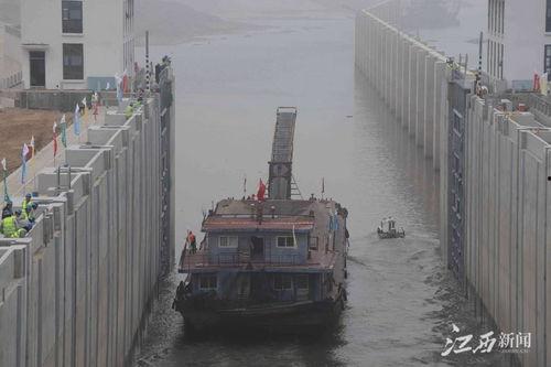 船闸视频,揭秘水上交通枢纽的巧妙运作